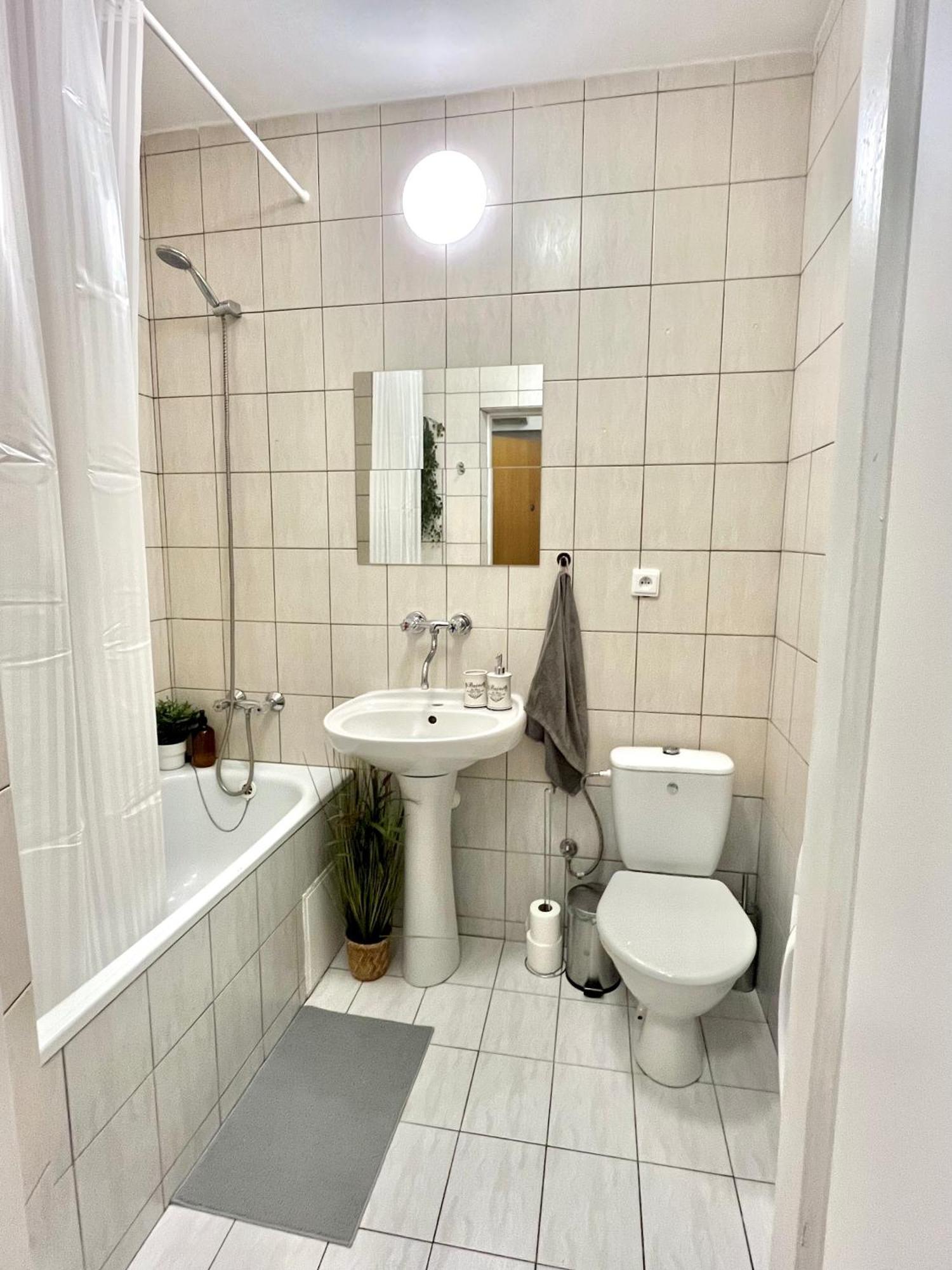 Apartment Simona - Old Town Bratislava Bagian luar foto